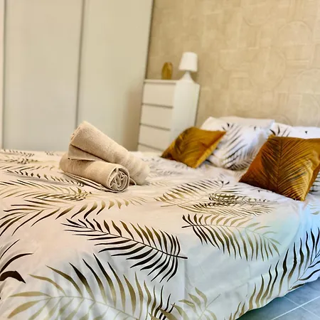 아파트 Temple Luxe- By Gc - Balneo - Jardin- Wifi - Parking Prive Securise