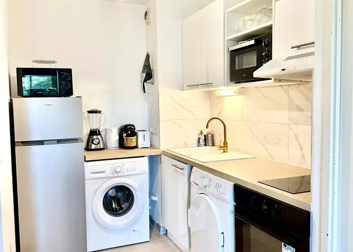 Temple Luxe- Balneo Et Jardin, Wifi, Parking Prive Securise Διαμέρισμα *